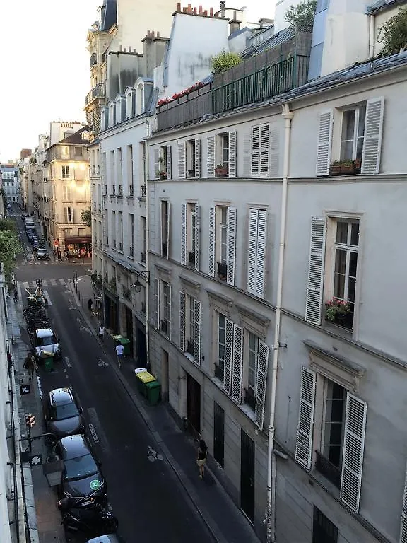 124a Le Marais - Richard Lenoir Working & Living Apartment *